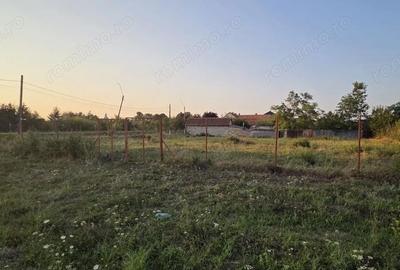 Teren de 1600 mp, în Sacoșu Turcesc - 2