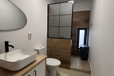 Apartament cu 2 camere decomandat în Micro 5 - 5