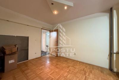 Apartament 3 camere, ultracentral, etaj intermediar – Preț avantajos! - 1