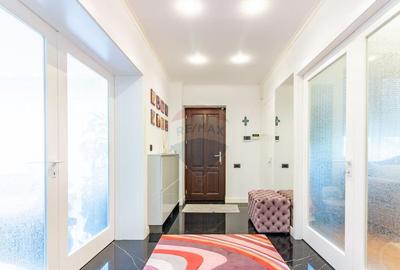 Casă cu 7 camere cu Piscina în Mogoșoaia - 5