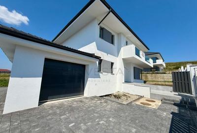 Vila Spațioasă 500mp în Chinteni ideală pentru Familie sau Investiție!