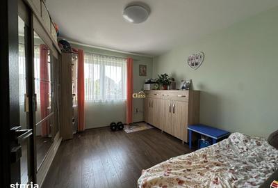 Apartament cu 3 camere semidecomandat, mobilat în Între Lacuri - 3