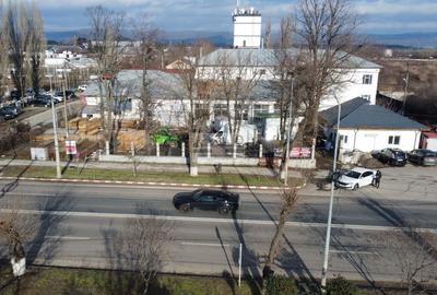 Spațiu comercial, de 650 mp, în Central - 8