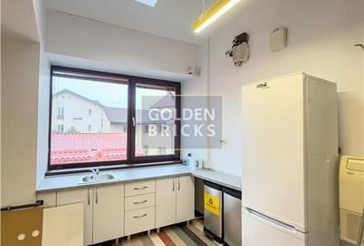 Piata Unirii | Cladire moderna | Versatila | Curte - 27