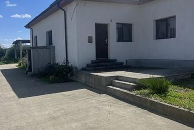 Casă cu 2 camere cu Teren 110 Mp în Voinești - 6