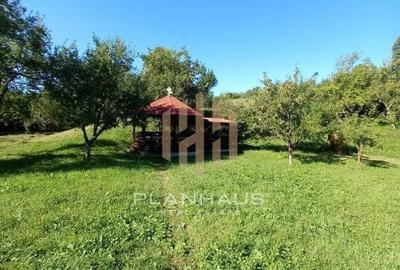 Casă cu 4 camere în Rohia - 1