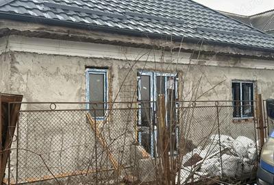 Casă cu 6 camere cu Teren 400 Mp în Central - 3