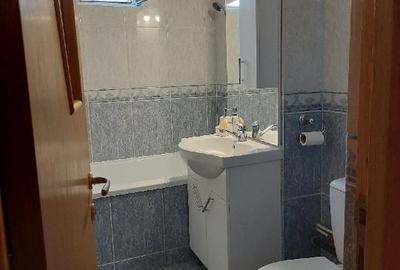Inchiriez apartament 2 camere zona Far -KM4 - 11