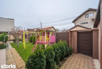 Casă cu 4 camere cu Canalizare în Dobroești