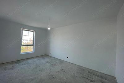 Casă cu 5 camere cu Teren 440 Mp în Ghiroda - 6