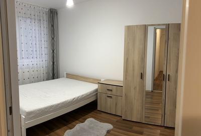 Apartament cu 3 camere semidecomandat în Tudor Vladimirescu