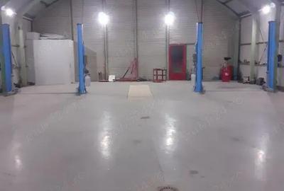 Inchiriez Hala 300 mp,cu elevatoare,canal,aparate vulcanizare - 1