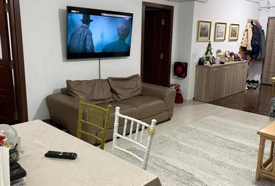 Apartament cu 2 camere semidecomandat în Metro 1 - 3