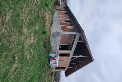 Casă cu Teren 4900 Mp în Golăiești - 8