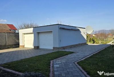 Casă cu 5 camere cu Teren 665 Mp în Progresul - 16