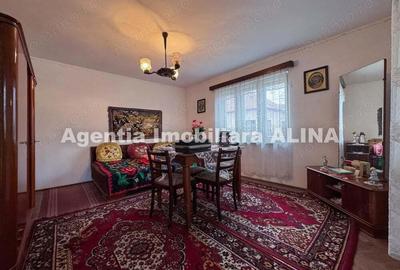 Casă cu 4 camere în Șoimuș - 3