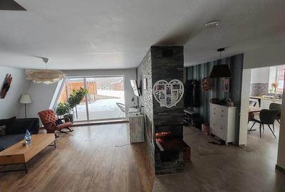 Casă cu Teren 3600 Mp în Bejan - 4