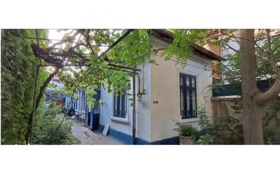 Casă cu 4 camere cu Teren 240 Mp în 1 Mai - 11