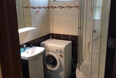 Garsonieră decomandată în 1 Mai - 2