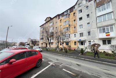 Apartament cu 2 camere semidecomandat, mobilat în Hipodrom 1 - 4