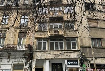 Casă individuală cu 15 camere în Universitate