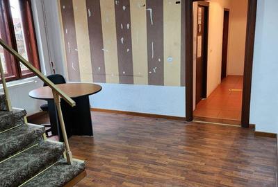 Casă cu 2 camere în Central - 11