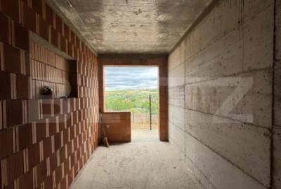 Casă cu 4 camere cu Teren 1760 Mp în Central - 3