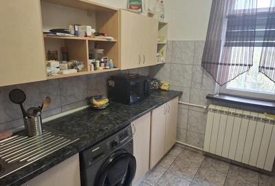 Apartament cu 3 camere decomandat în Central - 9