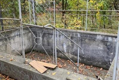 Casă cu 4 camere cu Teren 2200 Mp în Central - 11