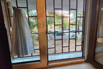 Apartament cu 3 camere de vanzare in zona 1 Decembrie 1918 - 12