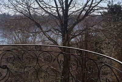 Casă individuală cu 8 camere cu Canalizare în Izvorani - 3