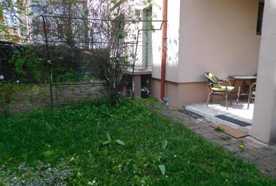 Duplex cu 5 camere cu Canalizare în Andrei Mureșanu - 1