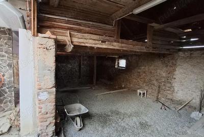 Casă cu 3 camere cu Teren 1850 Mp în Rod - 3