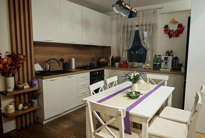 Apartament cu 3 camere decomandat în Aradului - 4