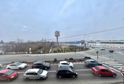 Spațiu comercial, de 100 mp, în Central