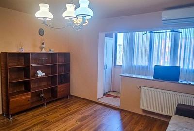 Apartament cu 3 camere decomandat în Central - 11