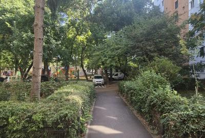 Inchiriez apartament 3 camere - 8