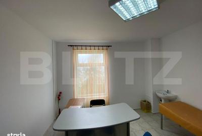 Spațiu comercial, de 16 mp, în Central - 7