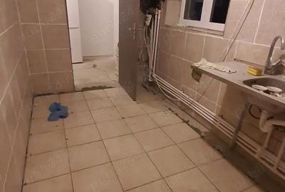 Casă cu Teren 300 Mp în 1 Decembrie - 2