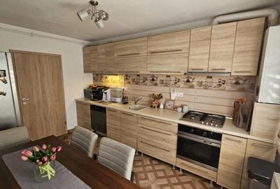Apartament cu 2 camere decomandat în Berceni - 3