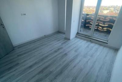 Apartament cu 3 camere semidecomandat în Central - 14