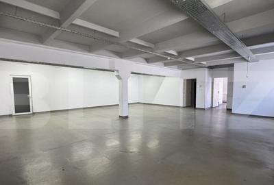 Hala pe parter cu birouri, 676 mp, acces tir, parcare, Bari - 10