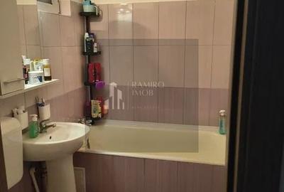 Apartament cu 2 camere semidecomandat în Progresul - 8