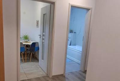 Apartament cu 2 camere decomandat în Tractorul - 6