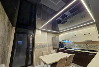 Casă cu 2 camere cu Teren 90 Mp în Piața Centrală - 2