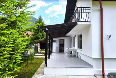 Casă cu 6 camere cu Teren 450 Mp în Tulnici - 6