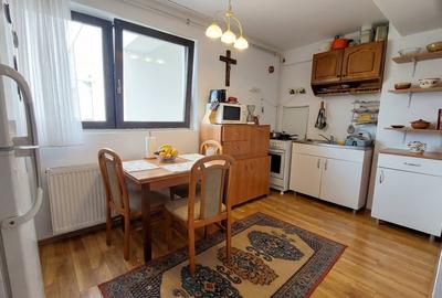 Apartament cu 2 camere decomandat, mobilat în Cetate - 2