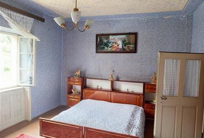 Casă individuală cu 7 camere cu Teren 502 Mp în Vest - 4