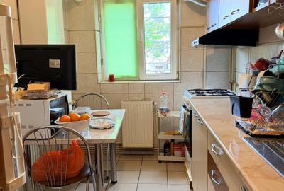 Apartament cu 3 camere semidecomandat în Titulescu - 2