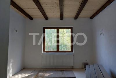 Casa spatioasa 5 dormitoare 565 mp teren cu parau si padure Tocile - 4